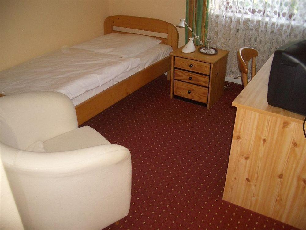 Hotel Faehrhaus Saarbrücken Zewnętrze zdjęcie