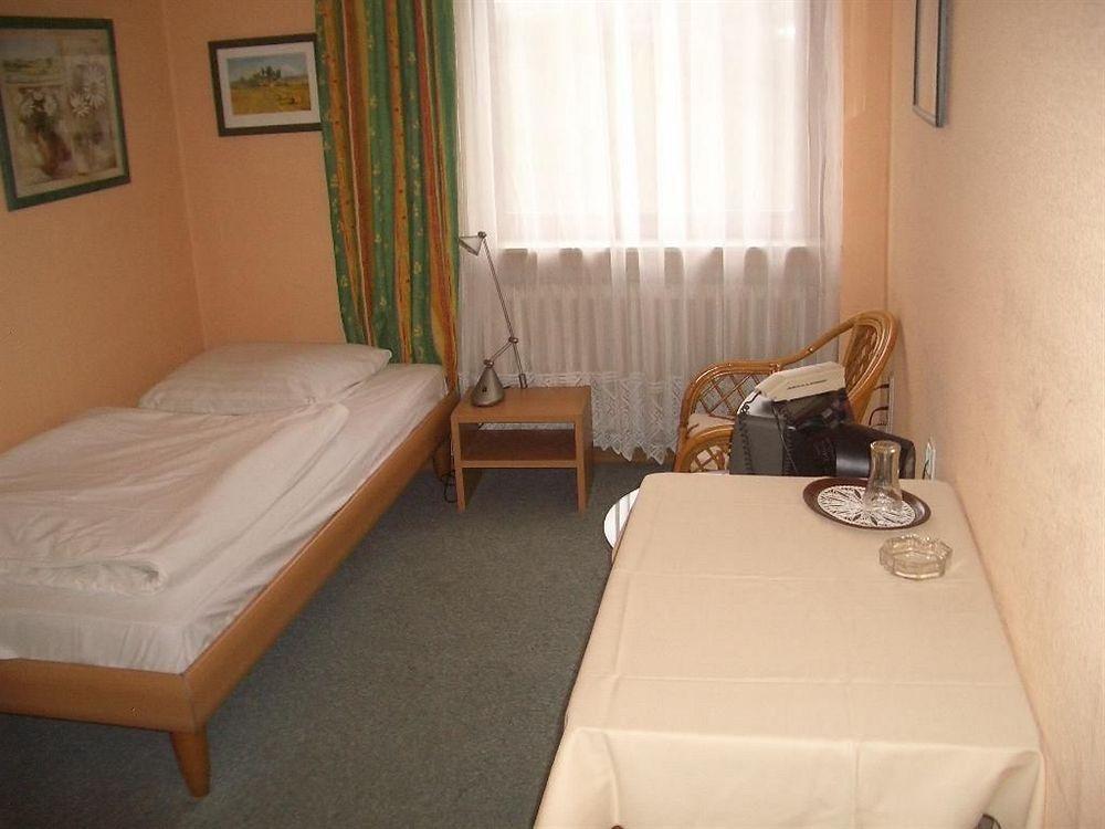 Hotel Faehrhaus Saarbrücken Zewnętrze zdjęcie