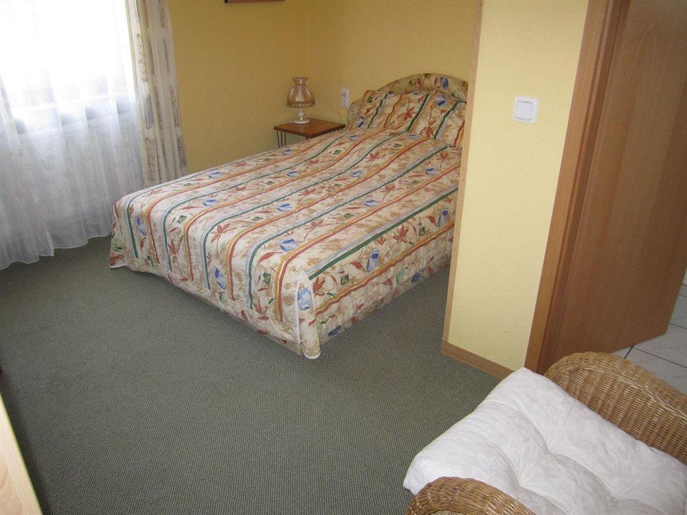Hotel Faehrhaus Saarbrücken Zewnętrze zdjęcie